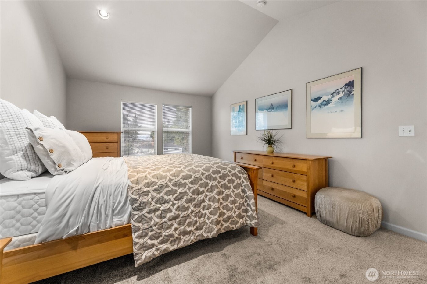 1439 NW 202nd Lane , Shoreline, WA 98177