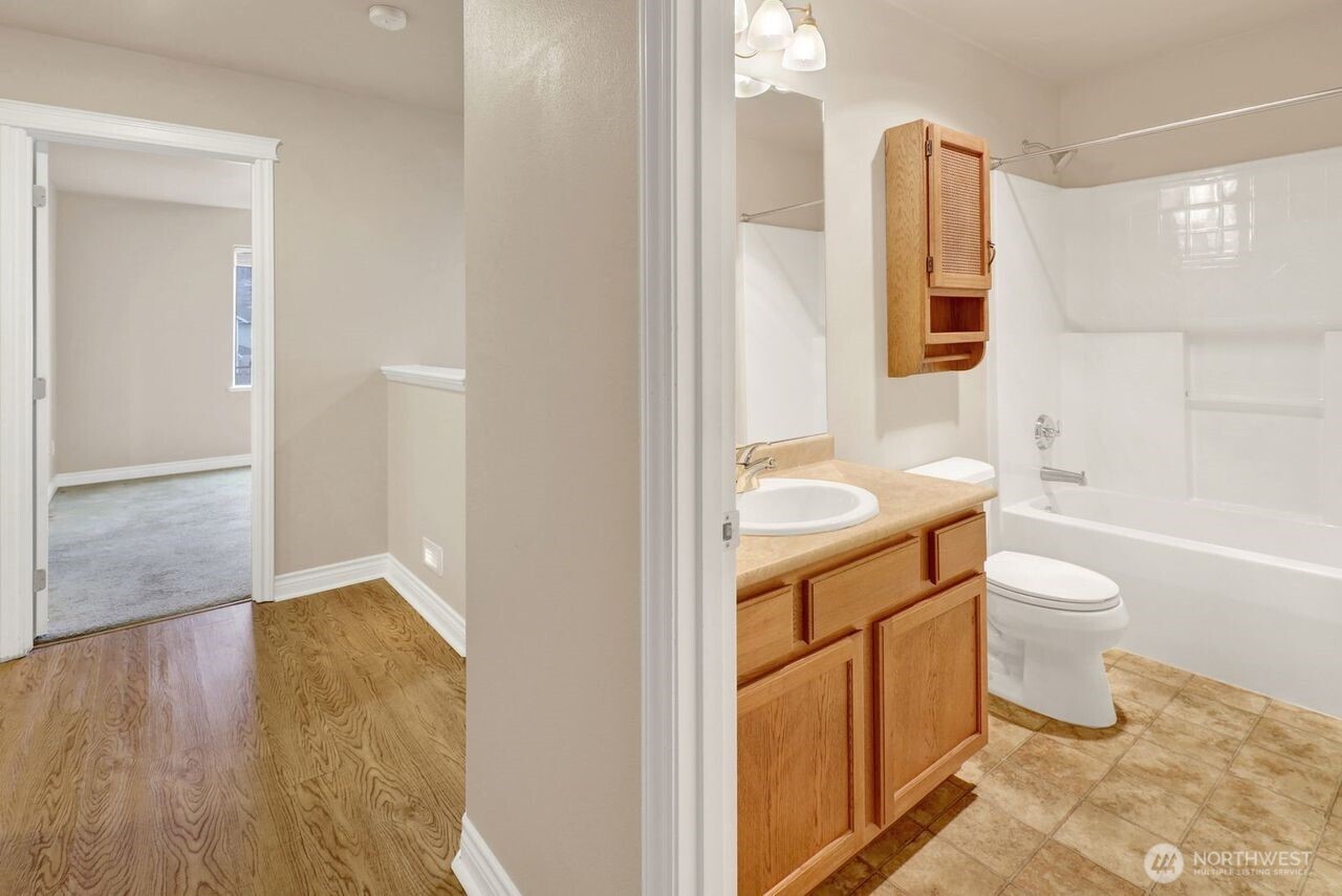 814 E Kellogg Road , Bellingham, WA 98226