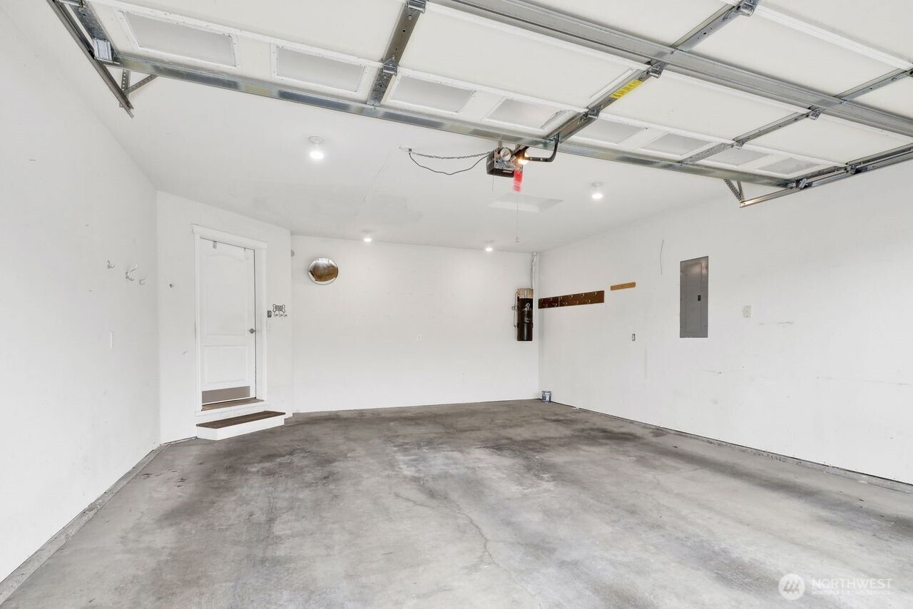 814 E Kellogg Road , Bellingham, WA 98226