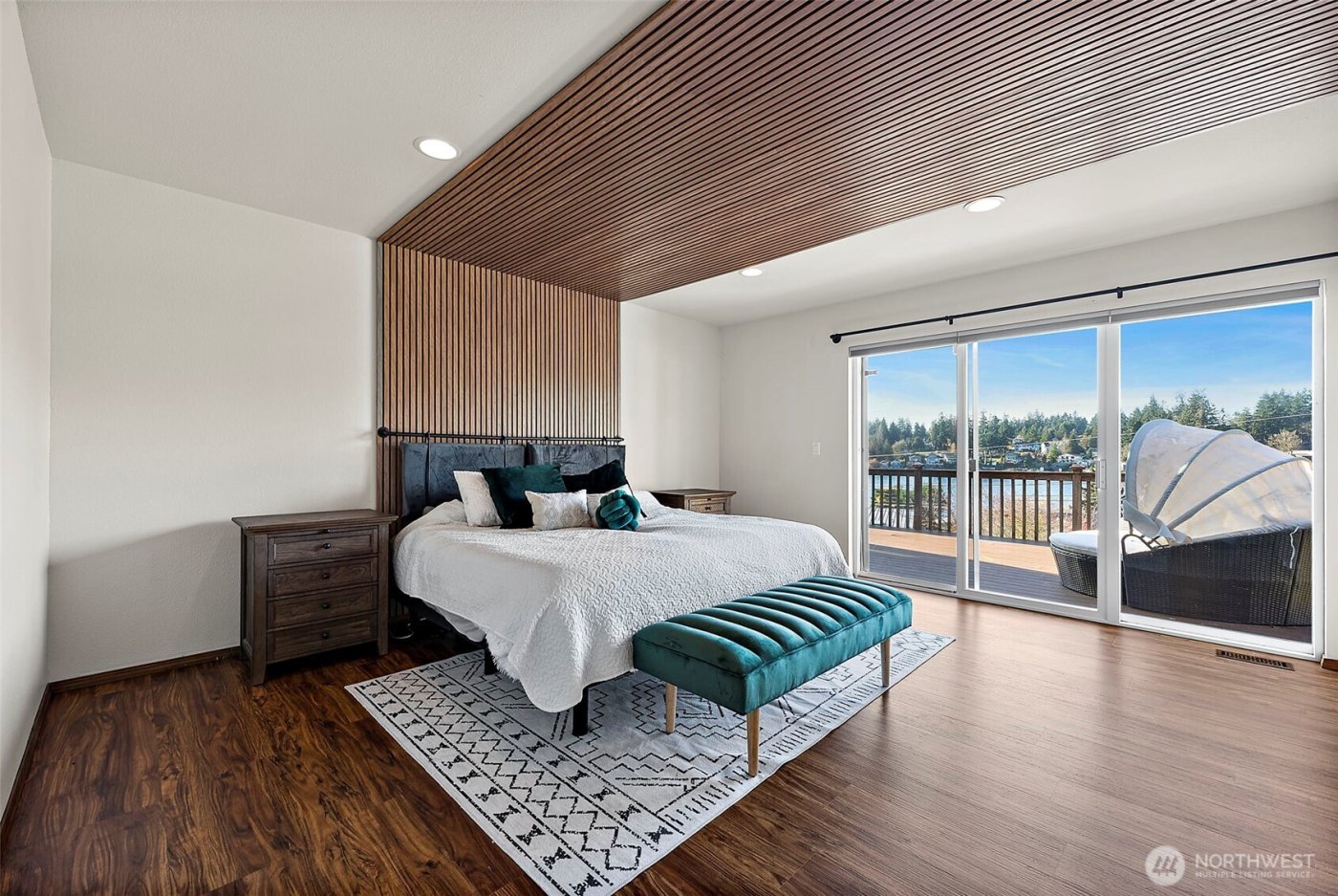 10207 Melody Lane SW, Lakewood, WA 98498