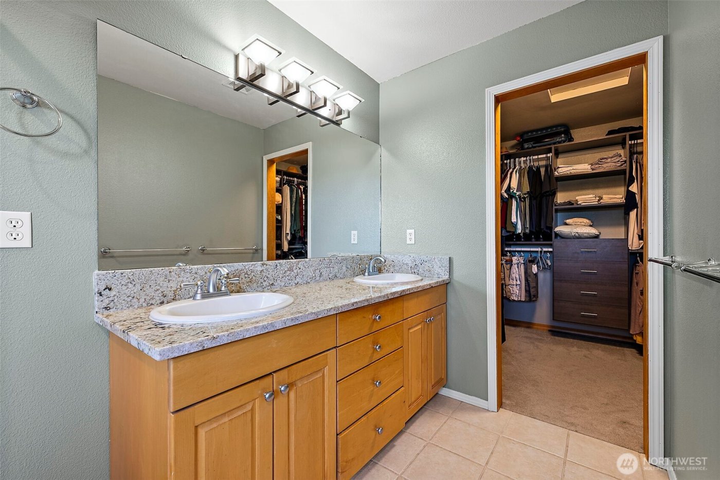 10207 Melody Lane SW, Lakewood, WA 98498