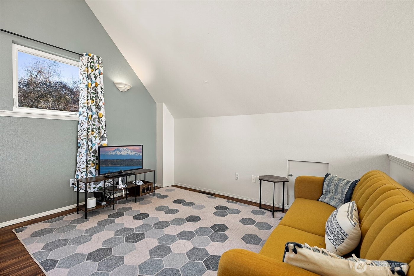 10207 Melody Lane SW, Lakewood, WA 98498