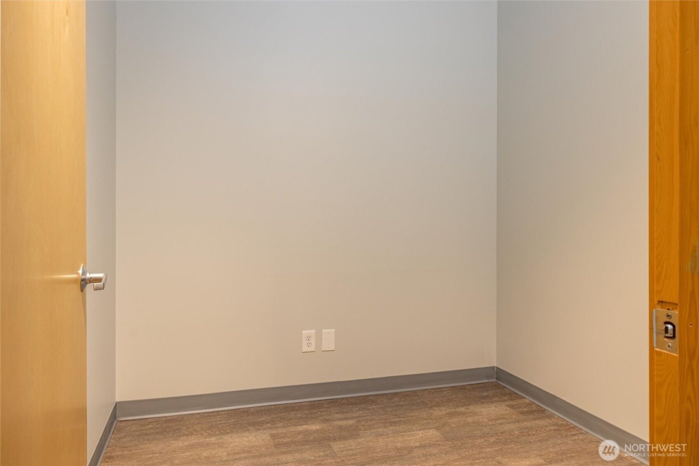 909 Squalicum Way #101, Bellingham, WA 98225