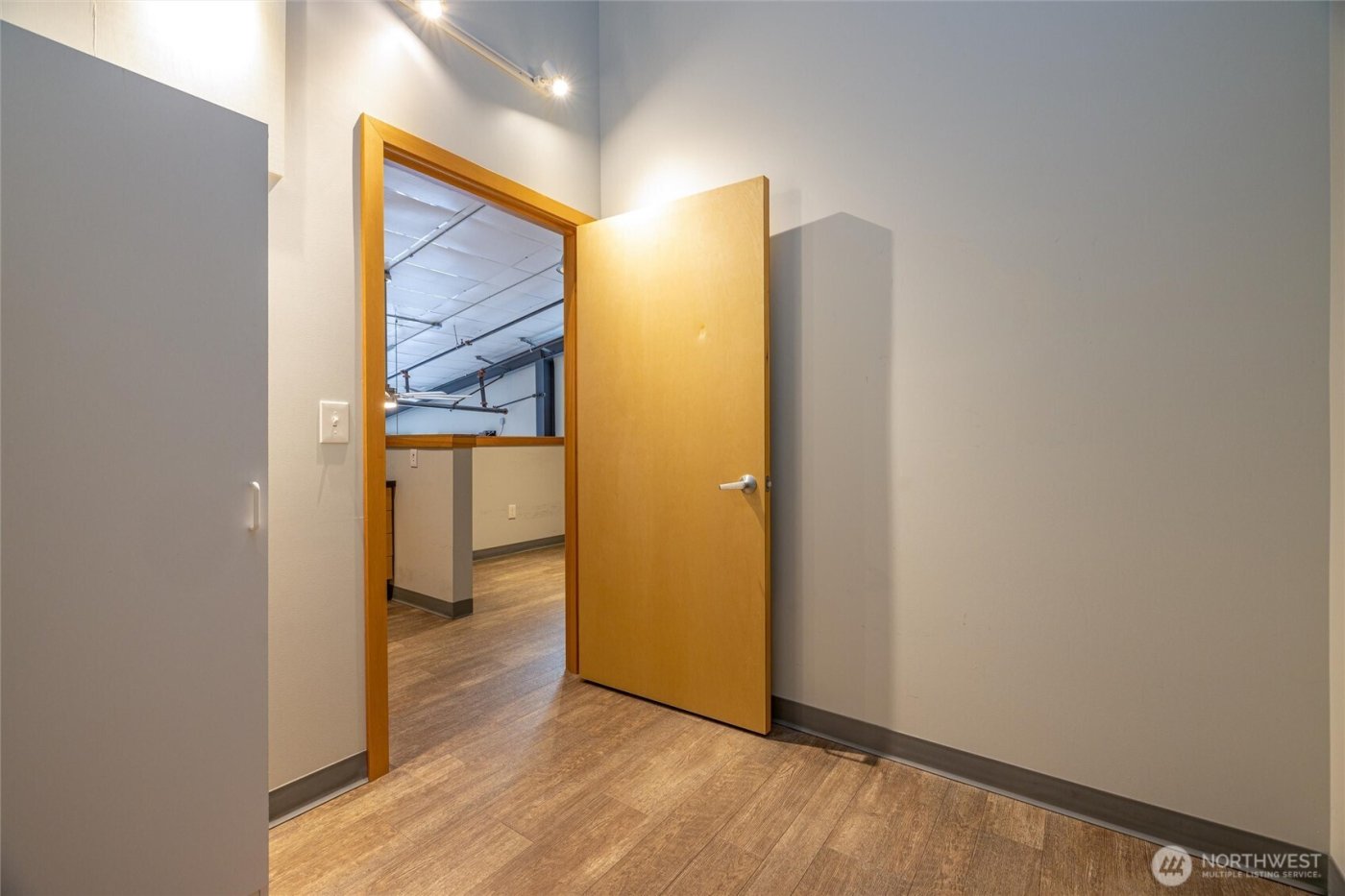 909 Squalicum Way #101, Bellingham, WA 98225