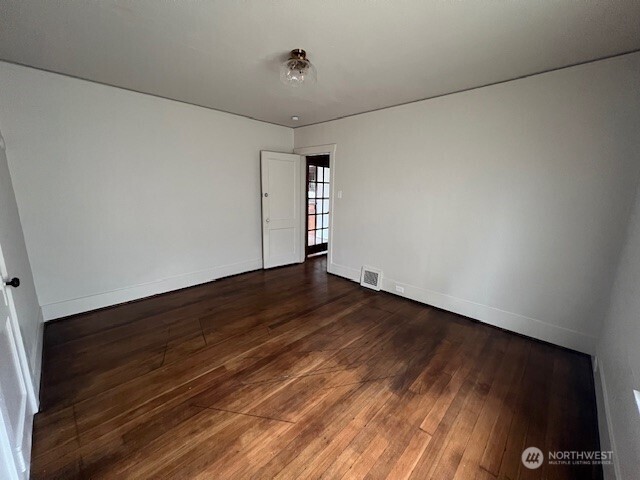 1104 S Prospect Street , Tacoma, WA 98405