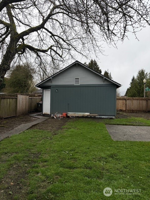 1104 S Prospect Street , Tacoma, WA 98405