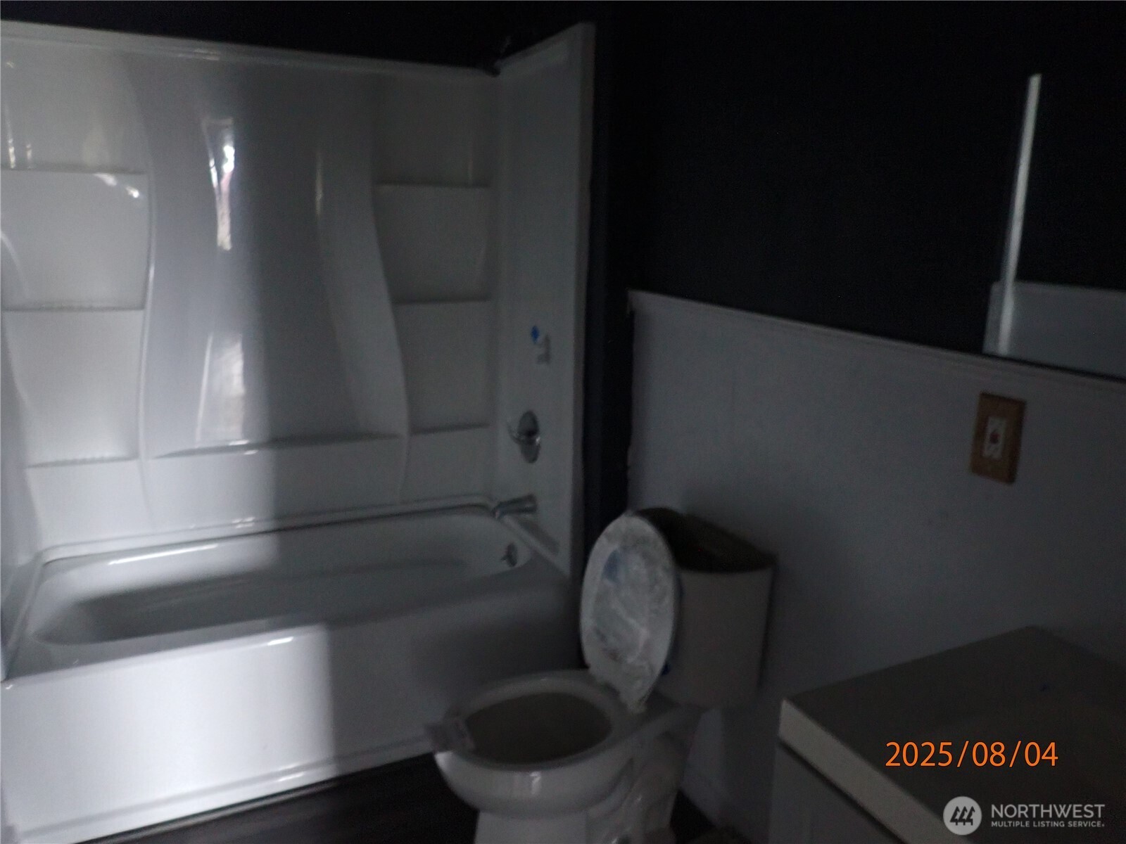 2002 Pacific Avenue , Aberdeen, WA 98520