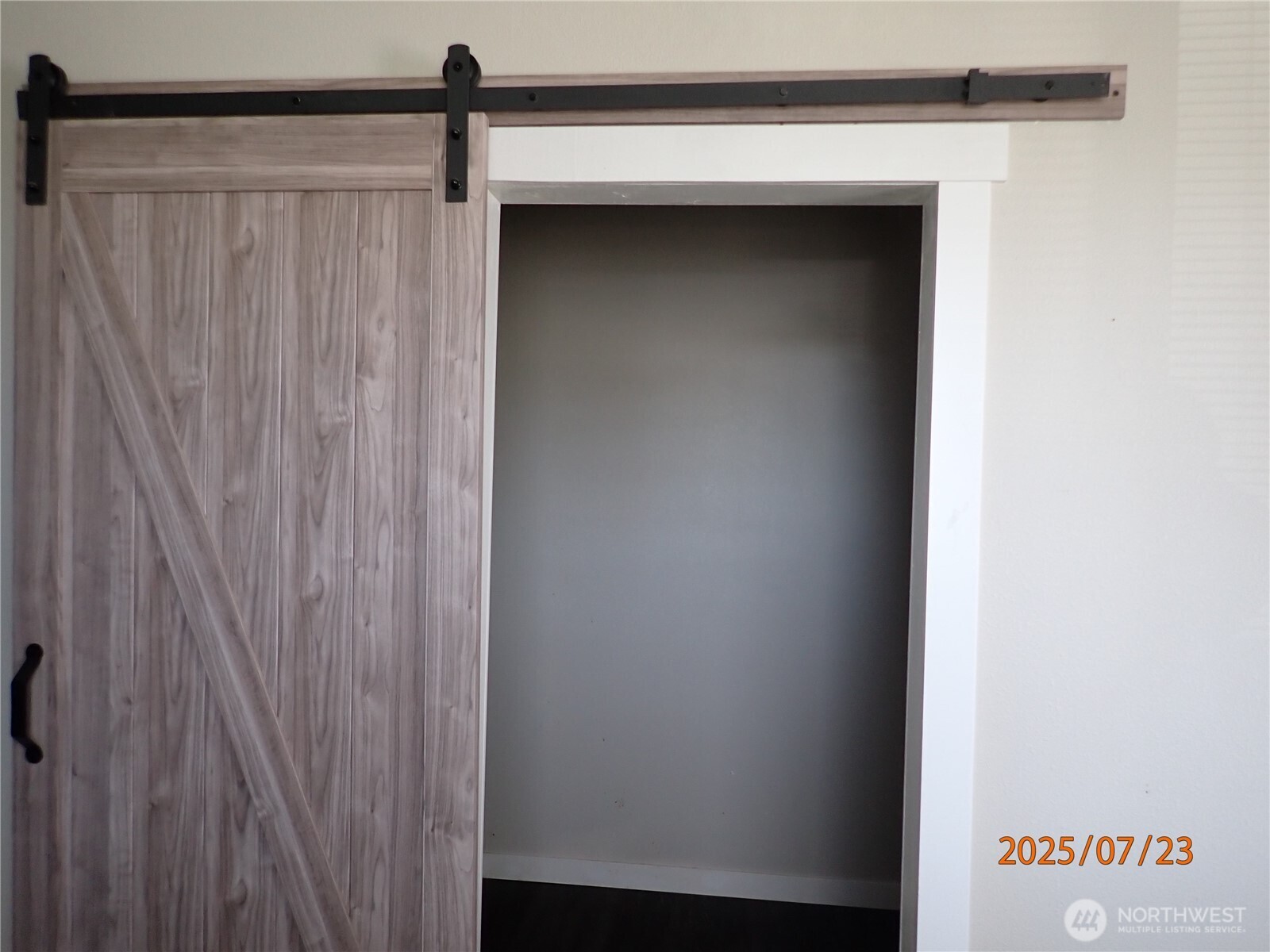 2002 Pacific Avenue , Aberdeen, WA 98520