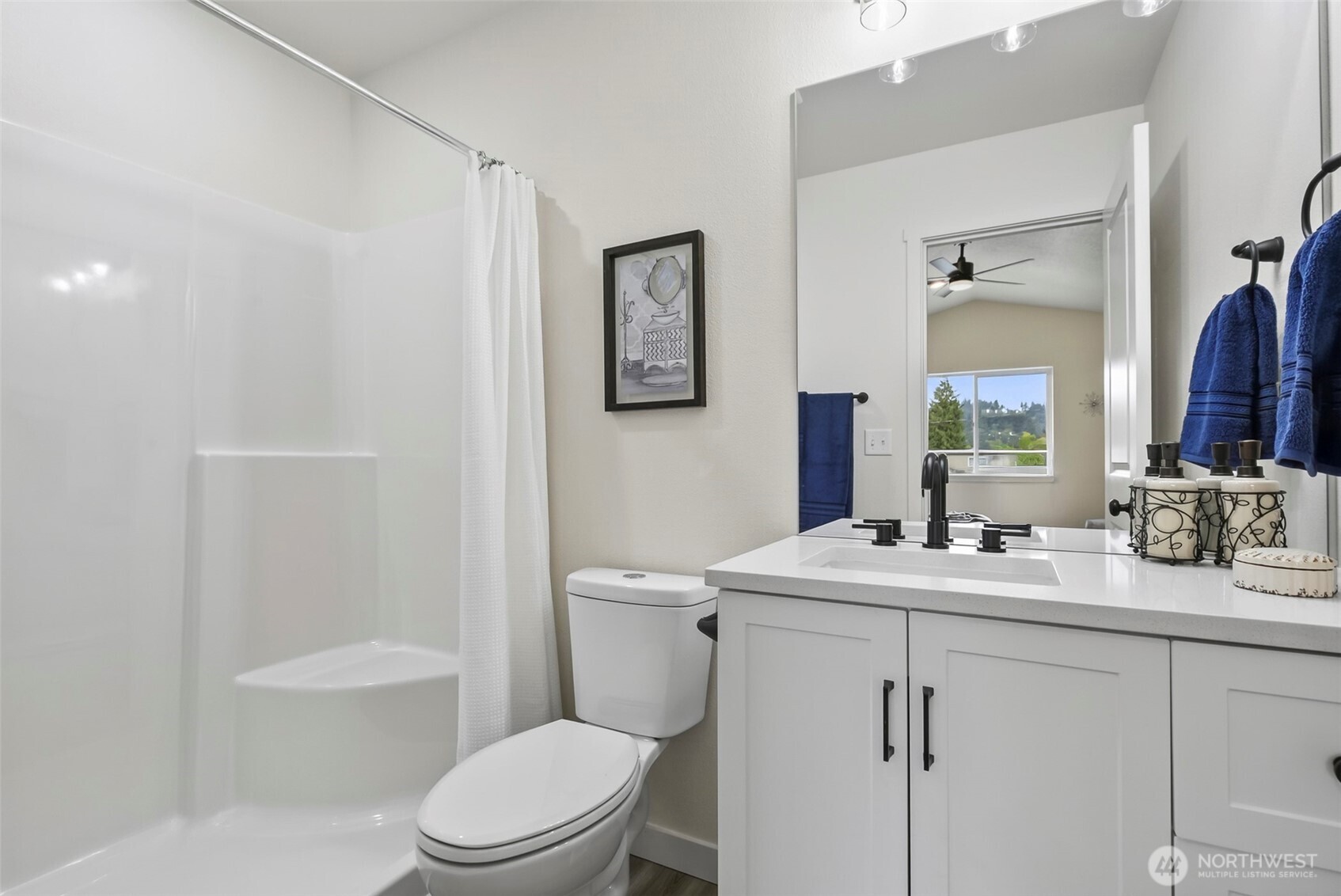 709 S 9th Avenue , Kelso, WA 98626