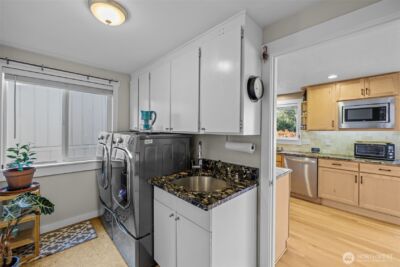 11303 126th Avenue NE, Kirkland, WA 98033 - Photo 12