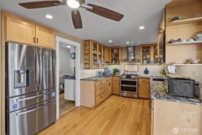 11303 126th Avenue NE, Kirkland, WA 98033 - Photo 10