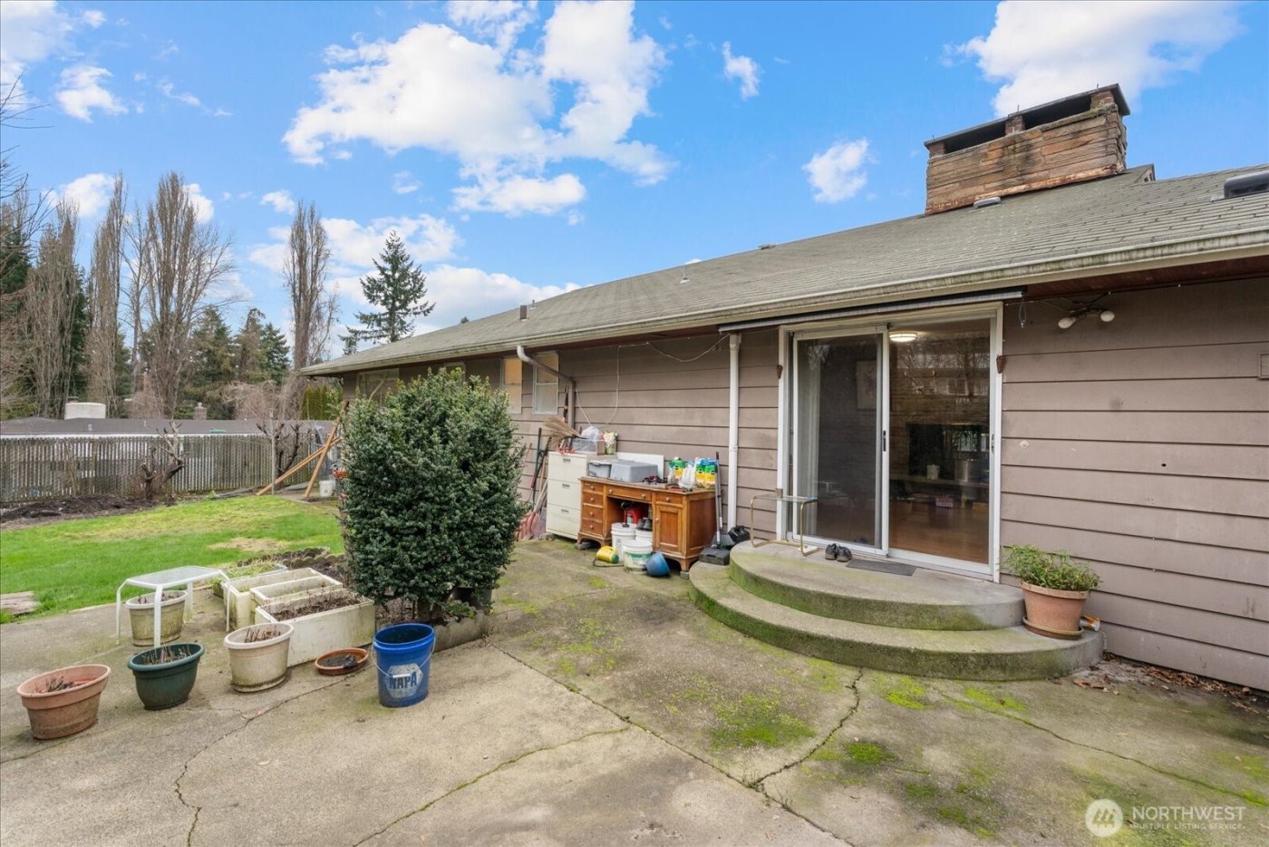 16545 Des Moines Memorial Drive S, Burien, WA 98148