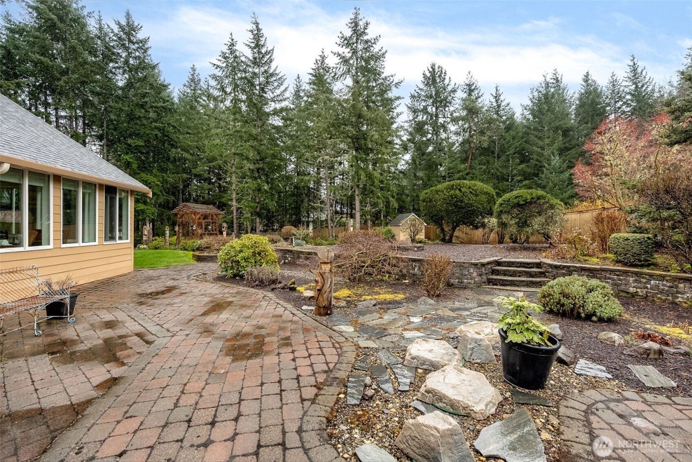 7206 Deerfield Park Drive NE, Olympia, WA 98516