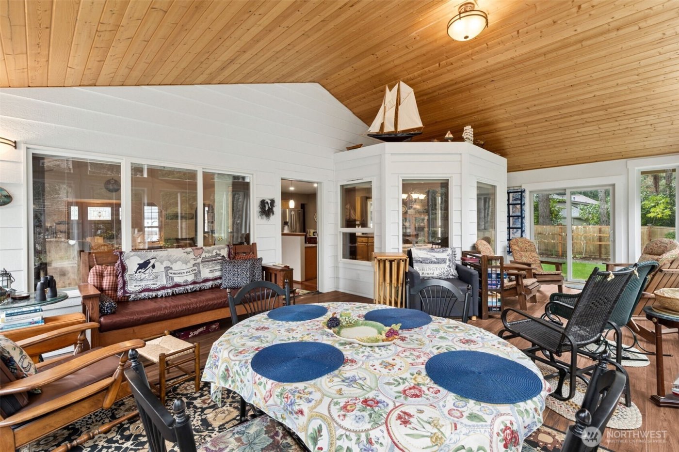 7206 Deerfield Park Drive NE, Olympia, WA 98516