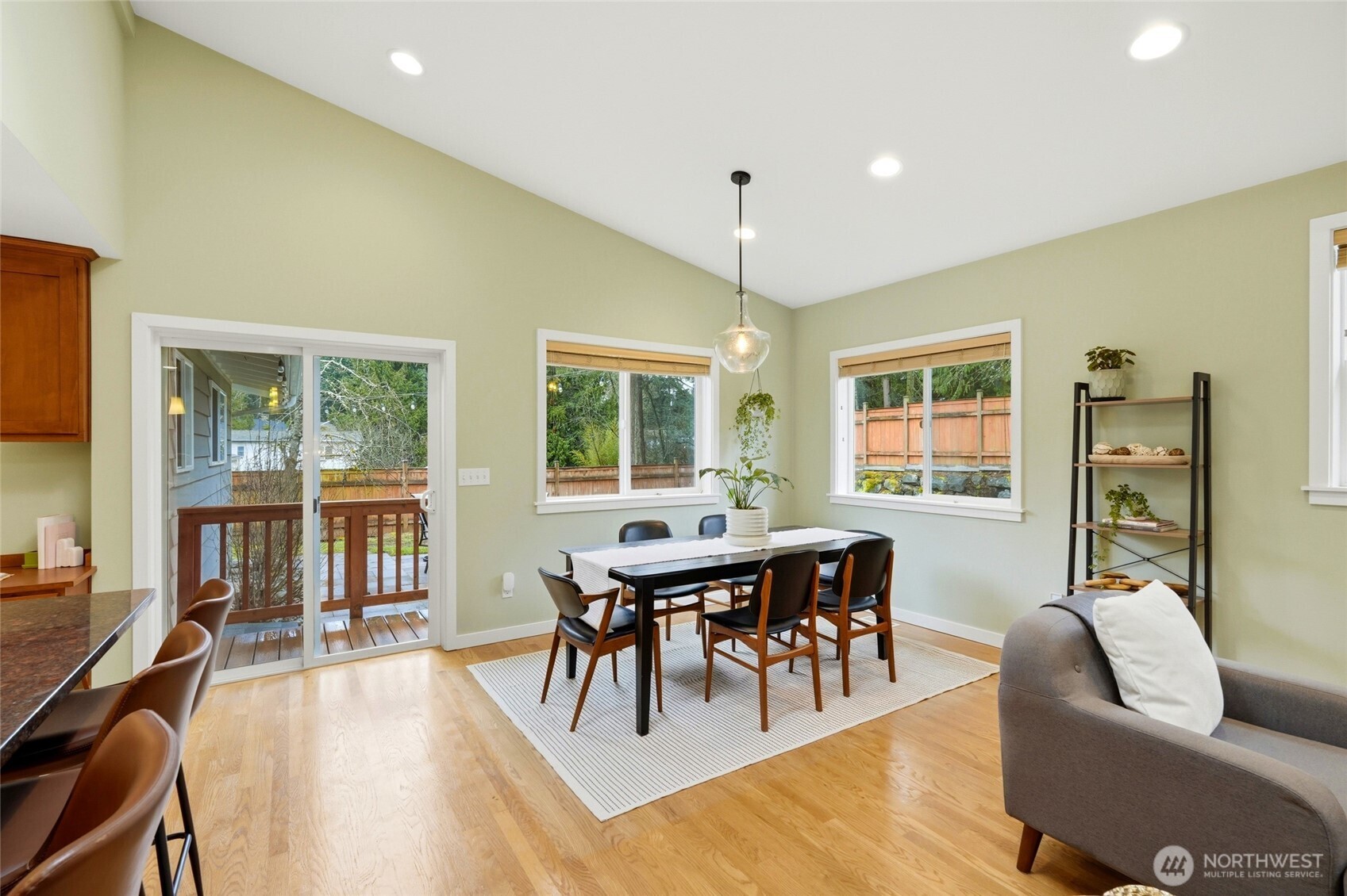 7804 200th Street SW, Edmonds, WA 98026