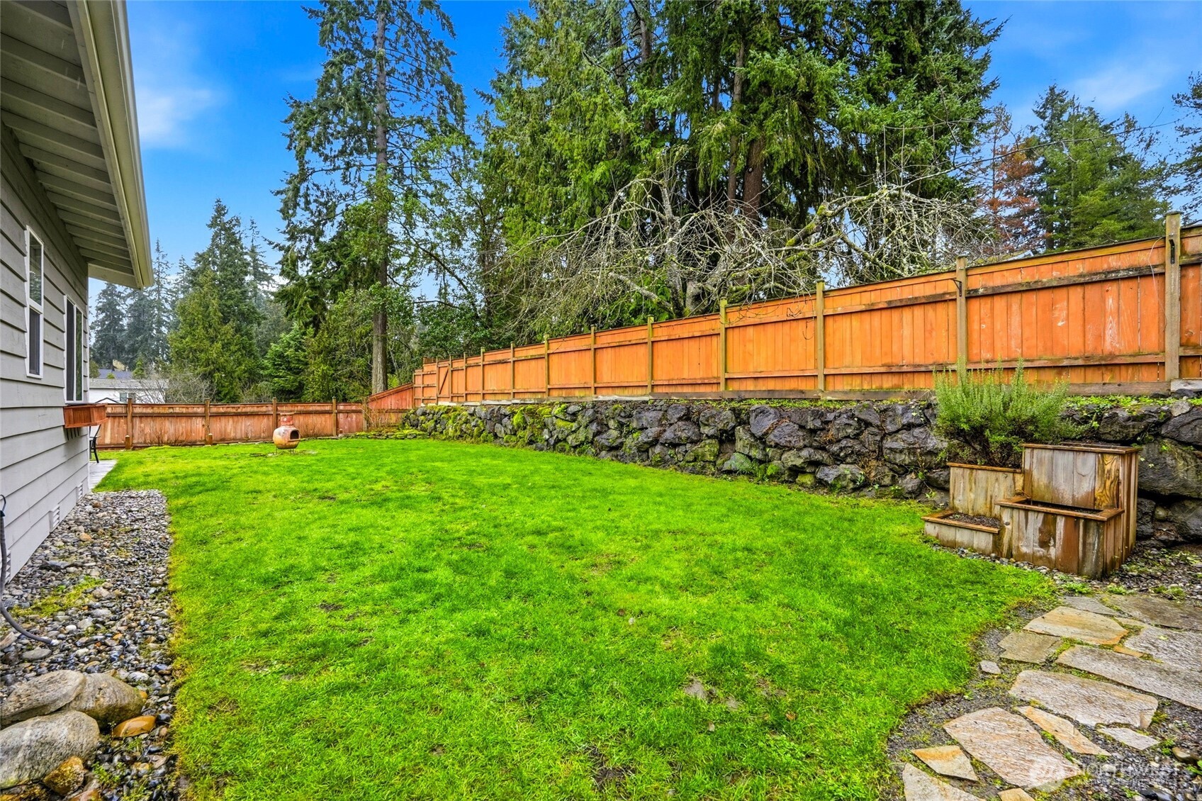 7804 200th Street SW, Edmonds, WA 98026