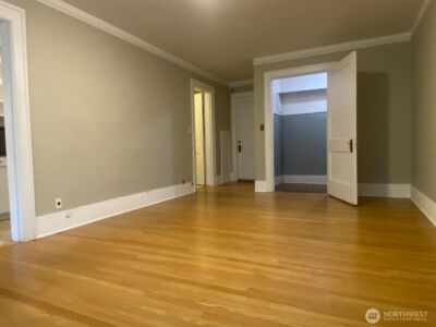 4725 15th Avenue NE #14, Seattle, WA 98105 - Photo 4