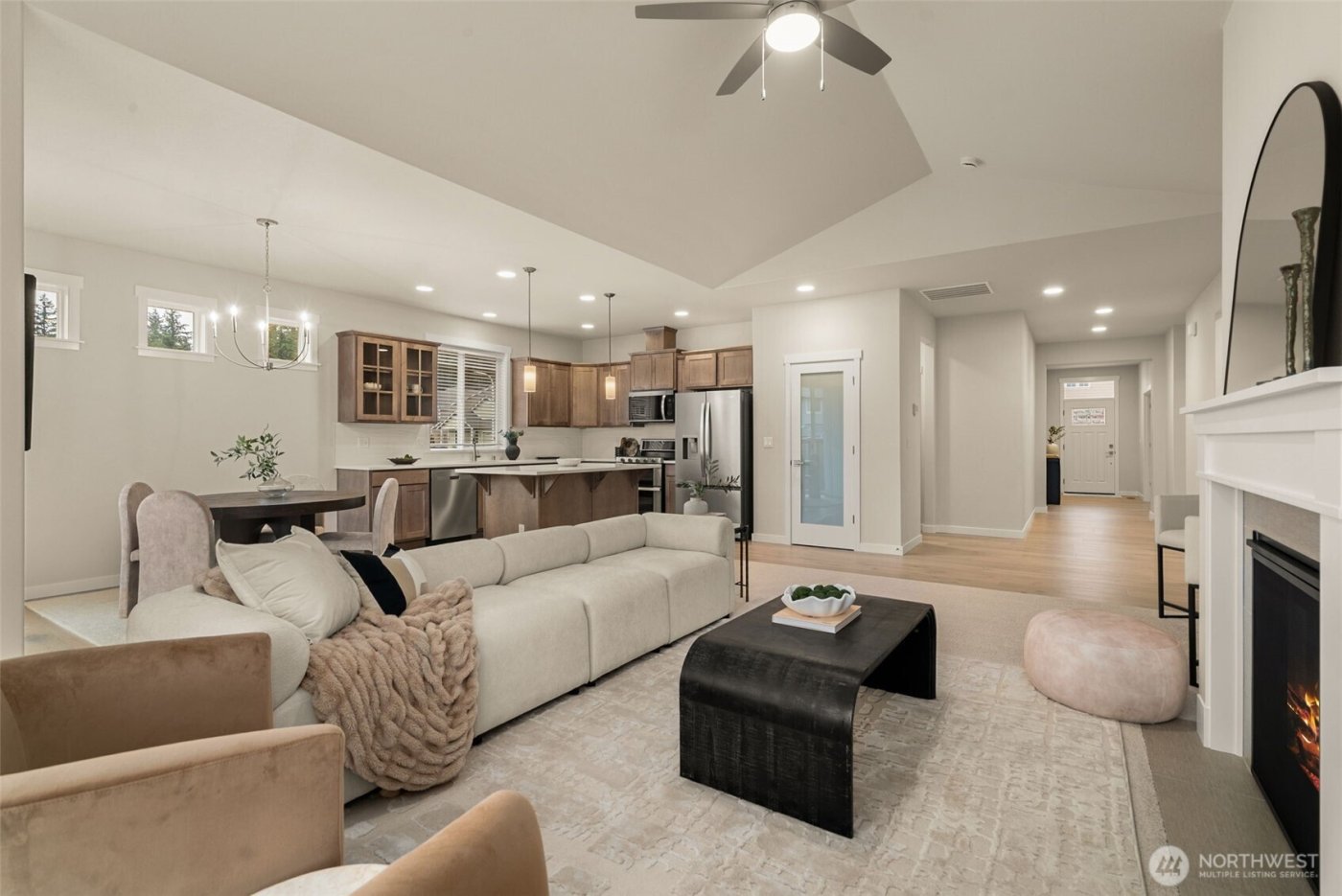 9057 Wyatt Loop SE, Tumwater, WA 98501