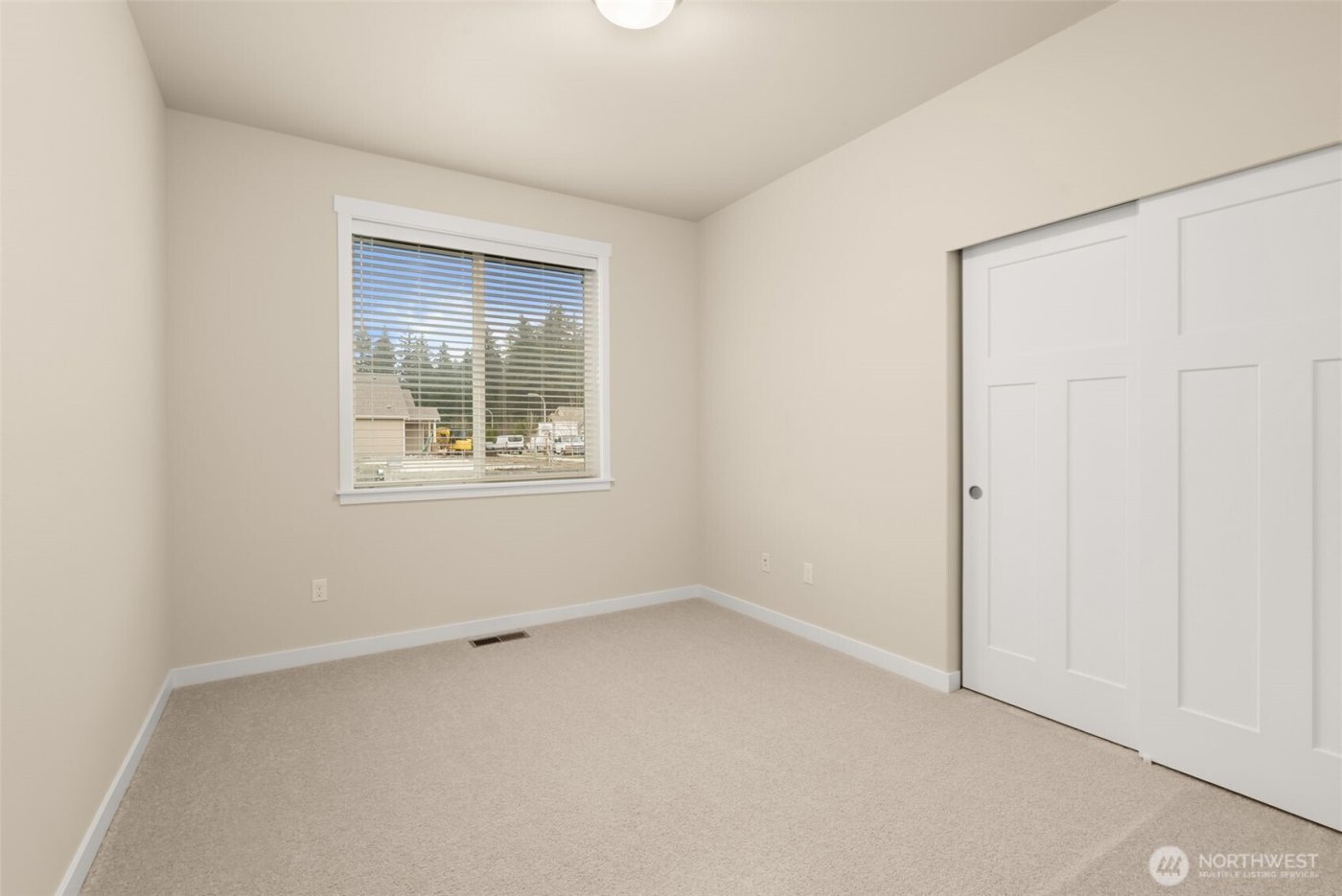 9057 Wyatt Loop SE, Tumwater, WA 98501