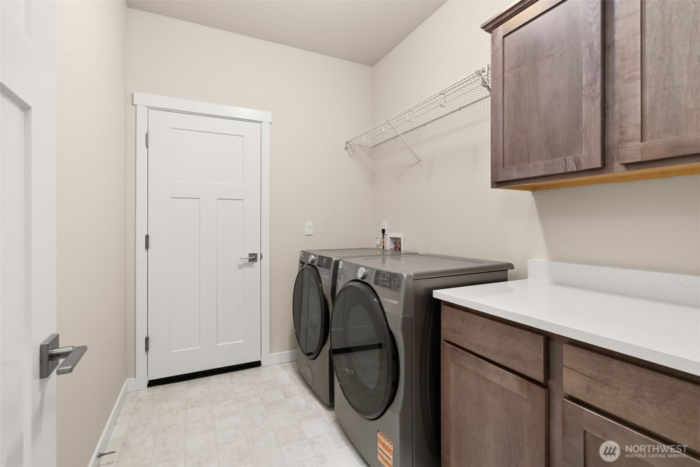 9057 Wyatt Loop SE, Tumwater, WA 98501