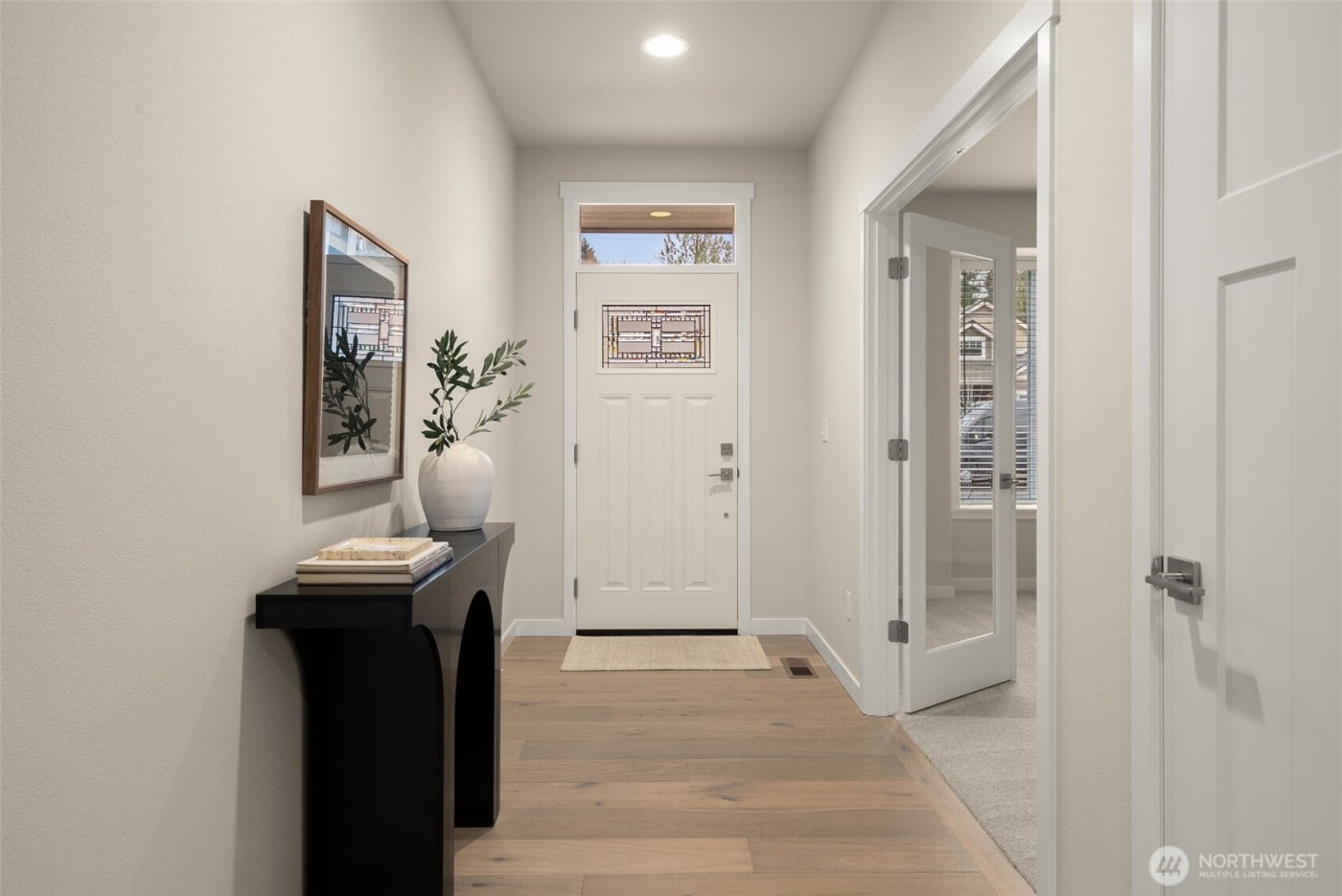 9057 Wyatt Loop SE, Tumwater, WA 98501