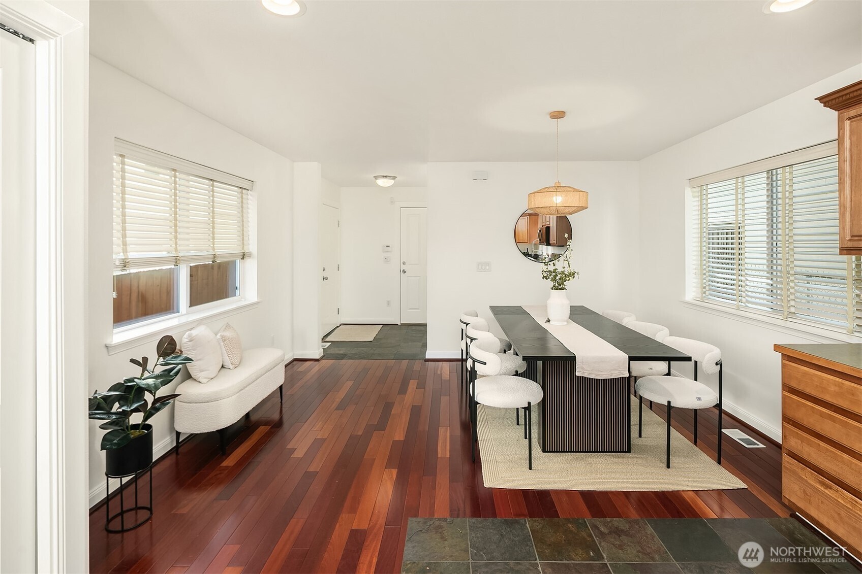 3932 S Lucile Street , Seattle, WA 98118