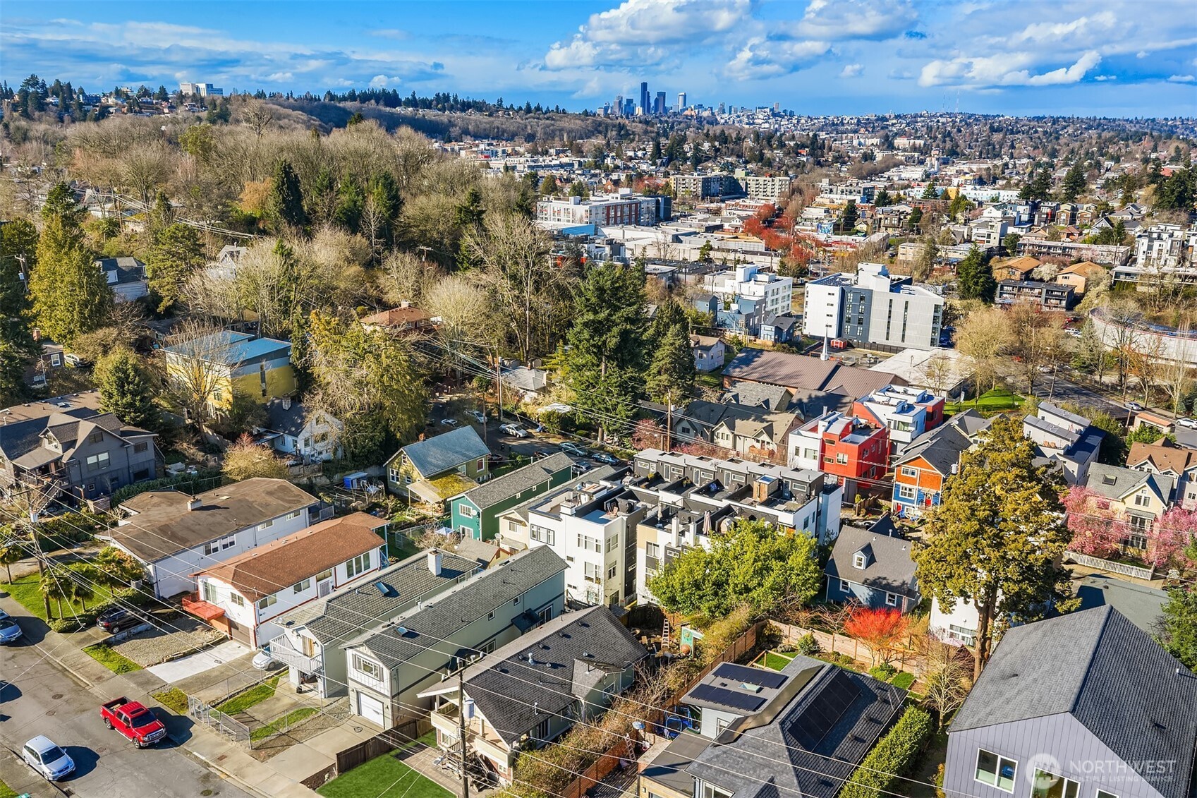 3932 S Lucile Street , Seattle, WA 98118