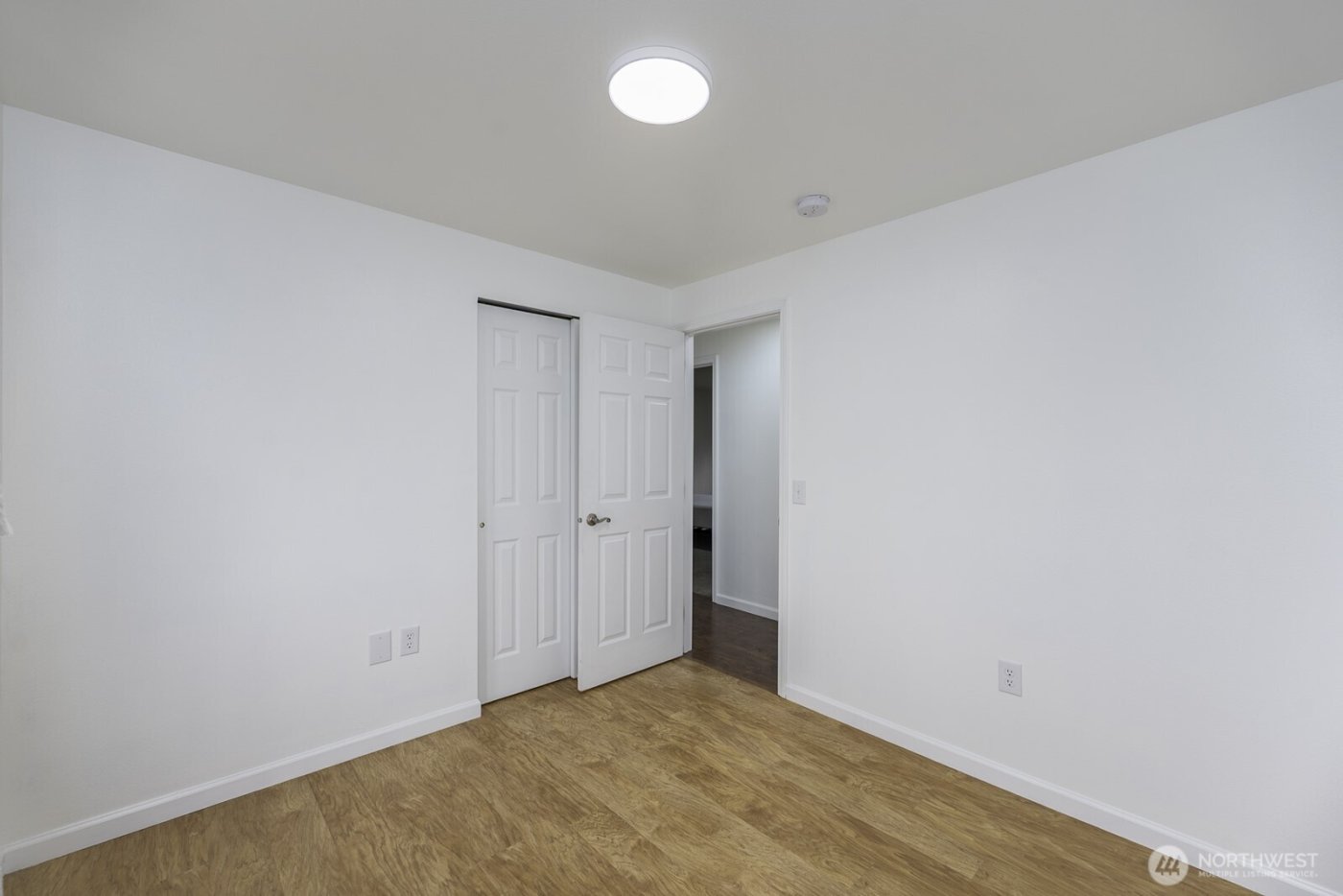 1401 S Hamilton Road , Moses Lake, WA 98837