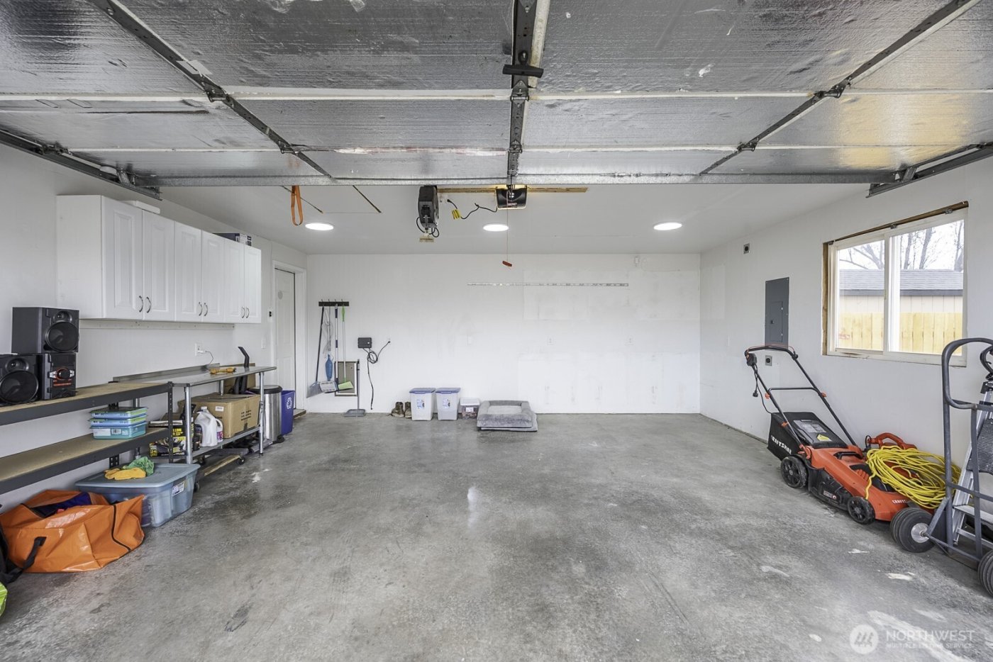 1401 S Hamilton Road , Moses Lake, WA 98837