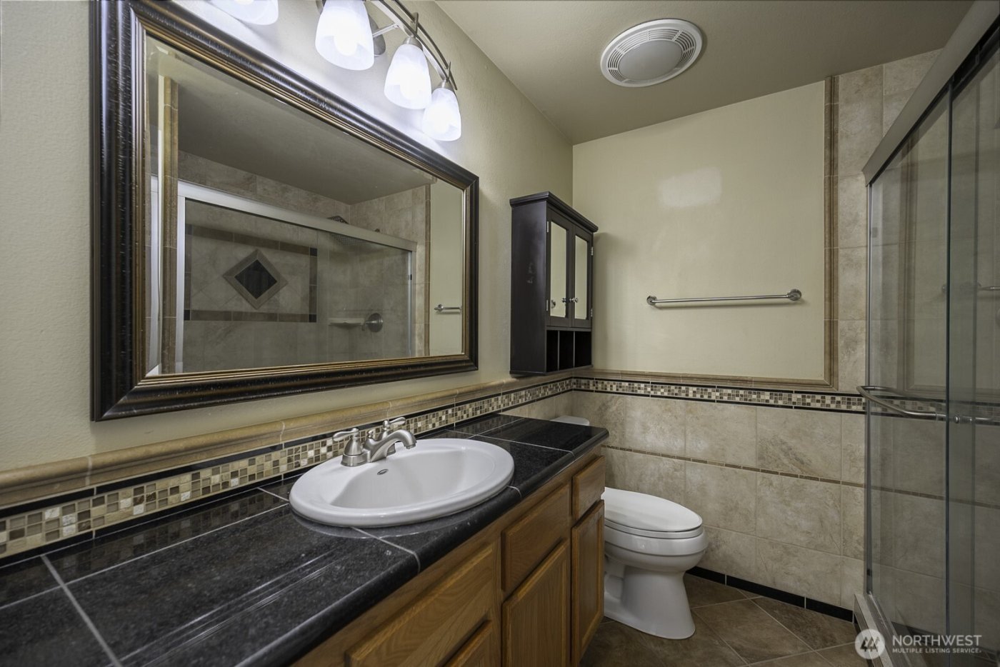 1401 S Hamilton Road , Moses Lake, WA 98837