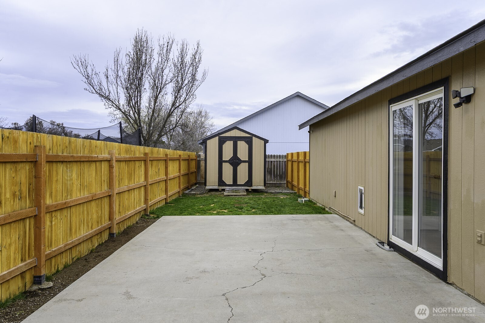 1401 S Hamilton Road , Moses Lake, WA 98837