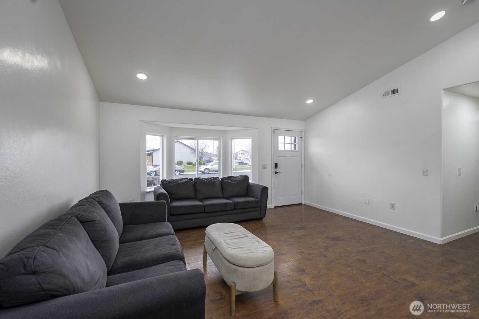 1401 S Hamilton Road , Moses Lake, WA 98837