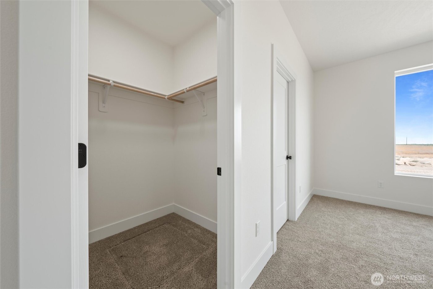 1239 E Mt Hood Street , Othello, WA 99344