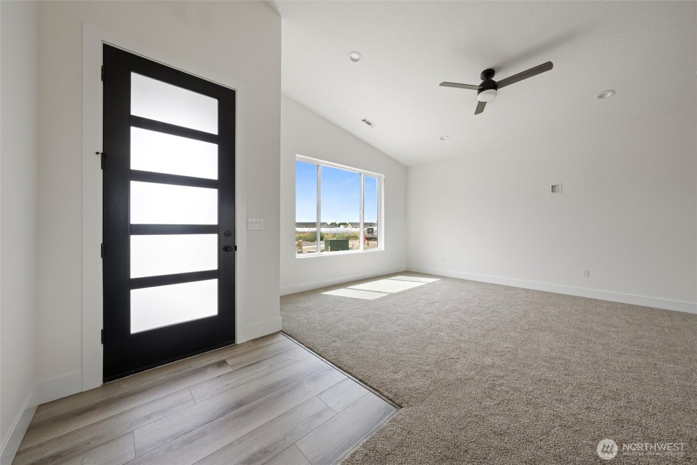 1239 E Mt Hood Street , Othello, WA 99344