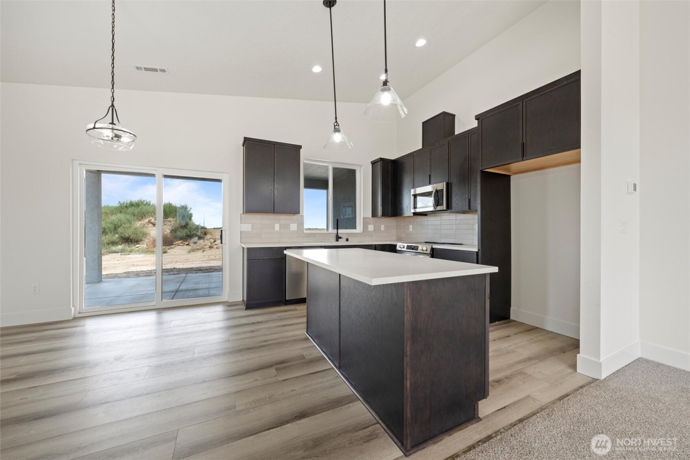 1239 E Mt Hood Street , Othello, WA 99344