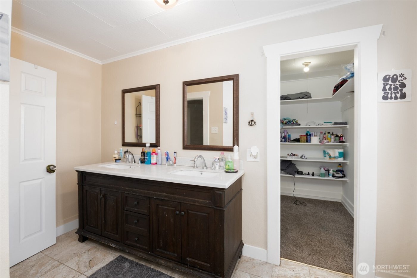 2515 Sumner Avenue , Hoquiam, WA 98550