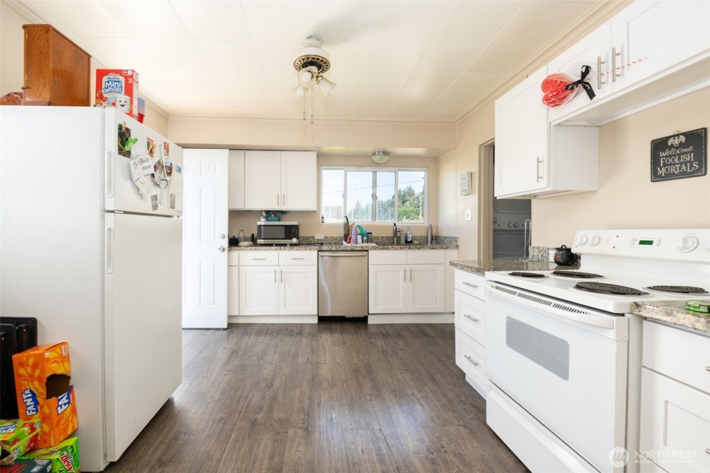 2515 Sumner Avenue , Hoquiam, WA 98550