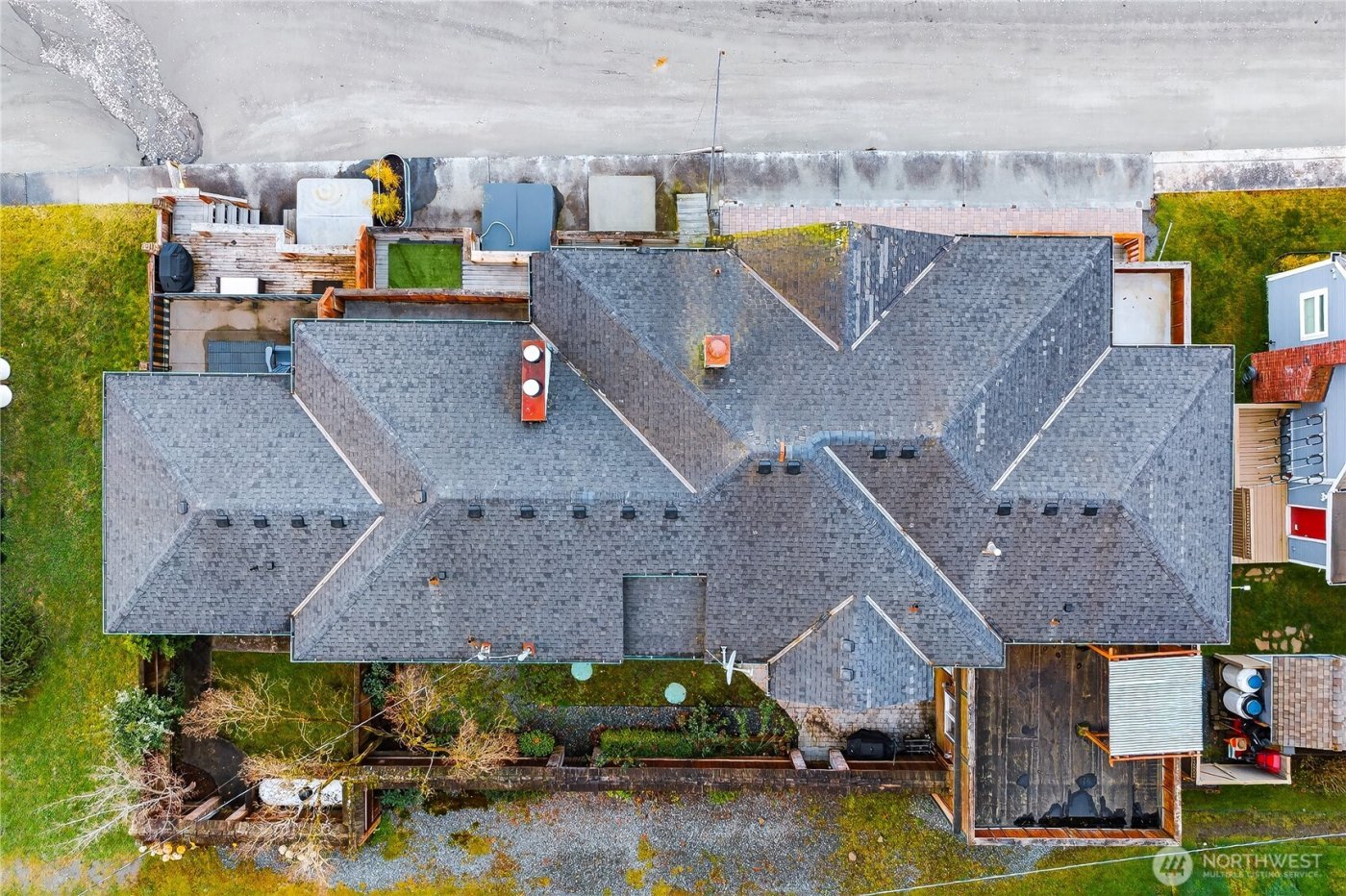 5972 Hastings Road , Clinton, WA 98236