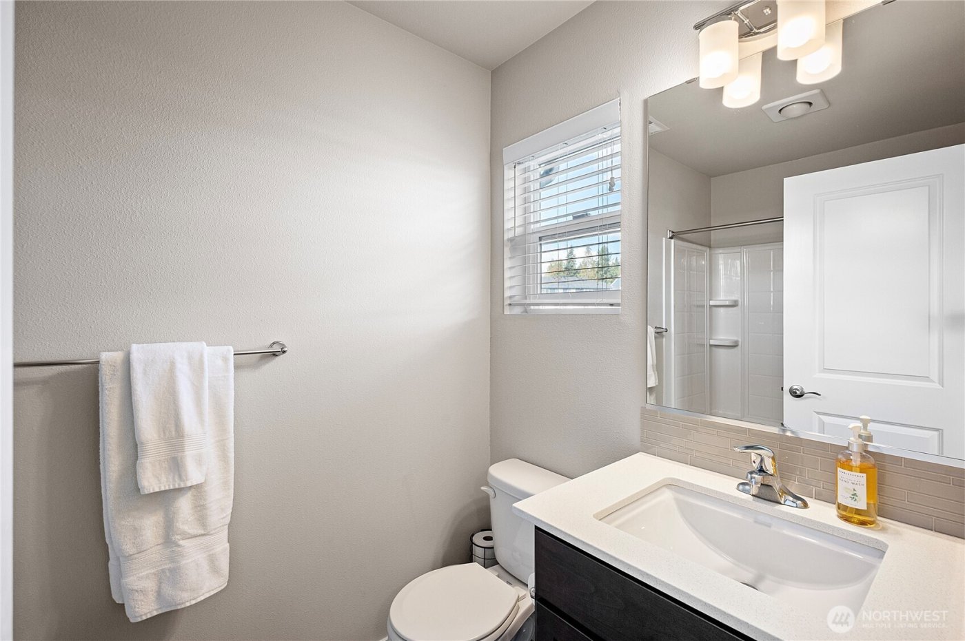 1621 Seattle Hill Road #JJ-3, Bothell, WA 98012