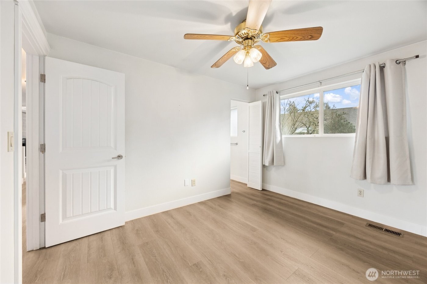 6510 102nd Street E, Puyallup, WA 98373