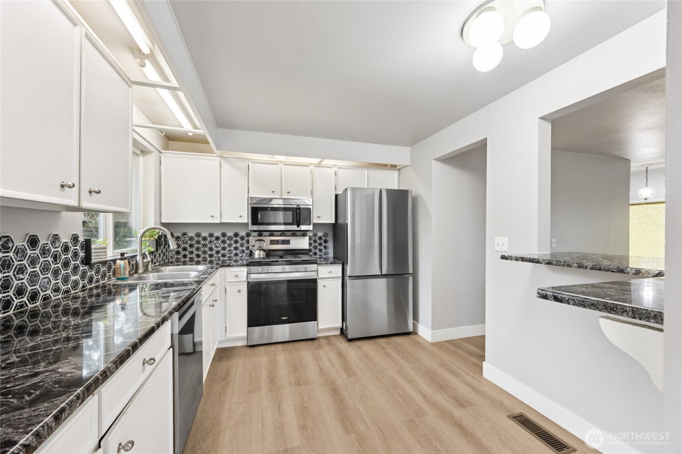 6510 102nd Street E, Puyallup, WA 98373