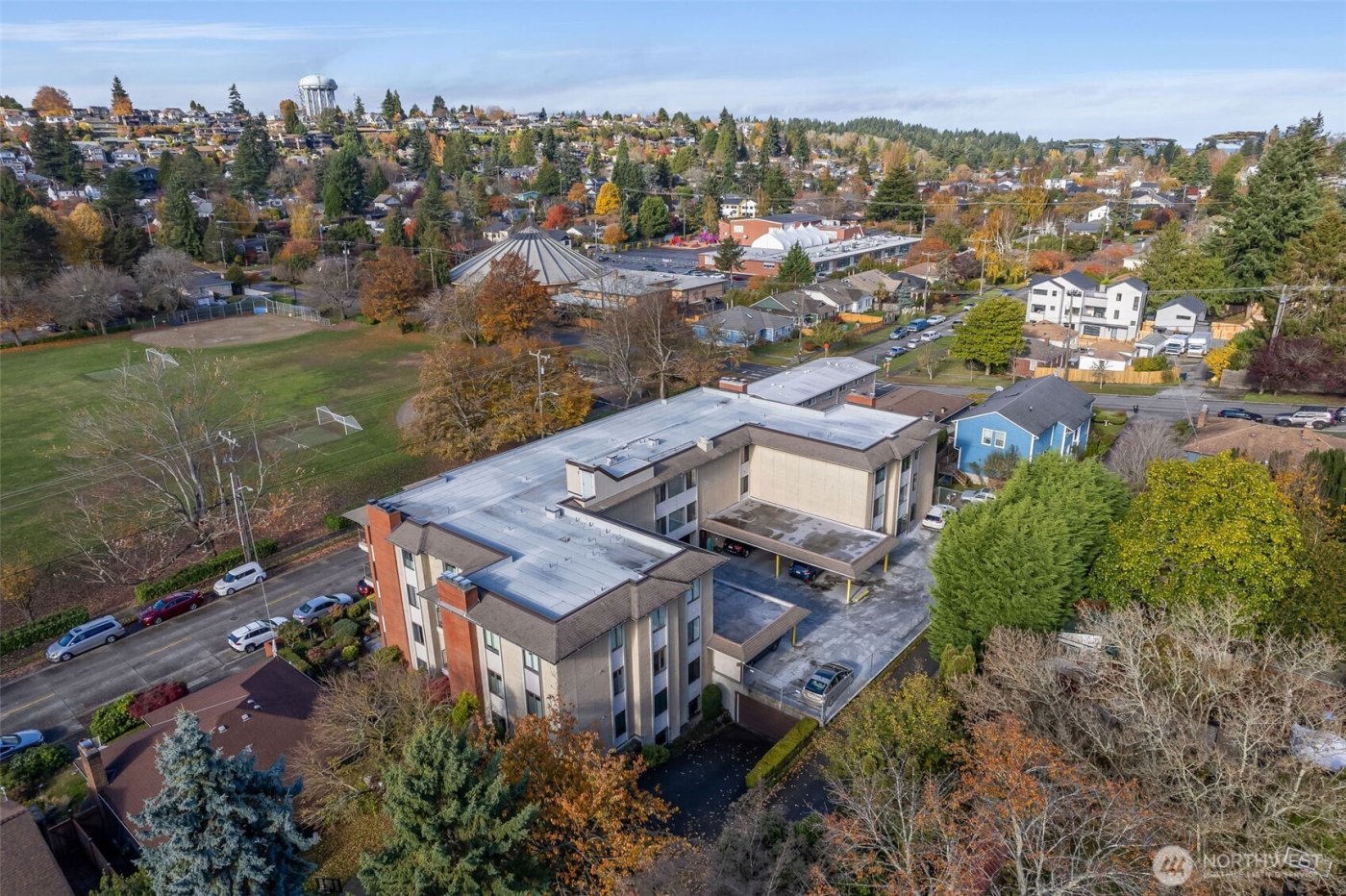 2858 32nd Avenue W #106, Seattle, WA 98119