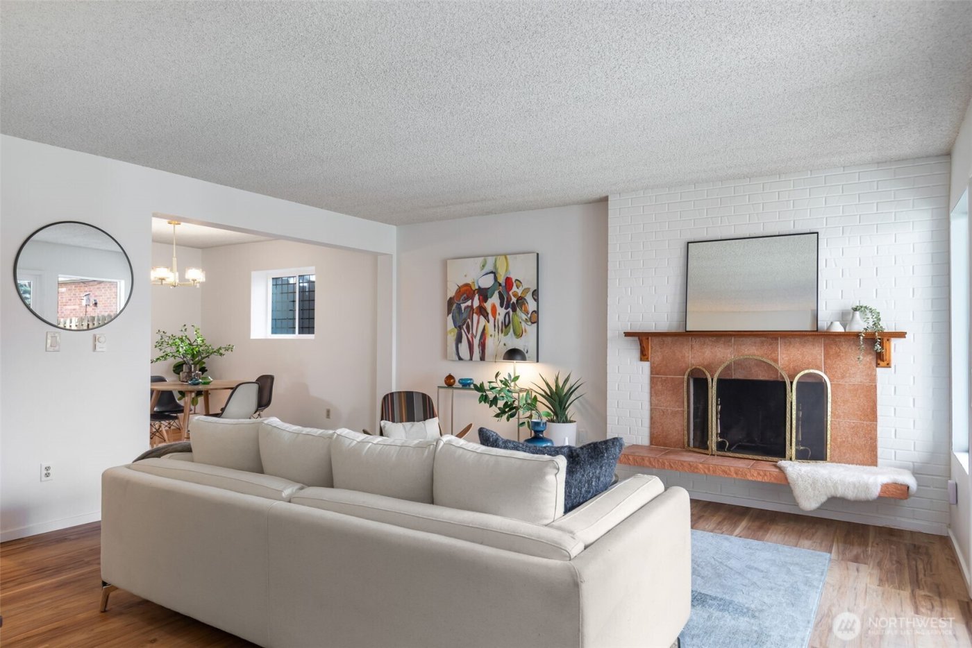 2858 32nd Avenue W #106, Seattle, WA 98119