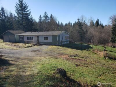 216 205th Avenue E, Lake Tapps, WA 98391-9342 - Photo 2