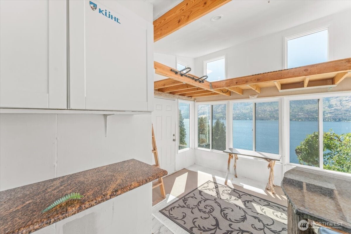 2570 Emerson Acres Road , Manson, WA 98831