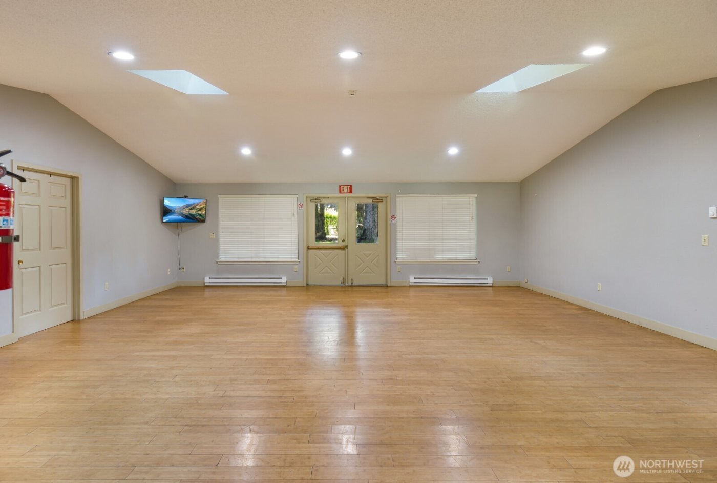 9401 167 Street Ct E, Puyallup, WA 98375-2232