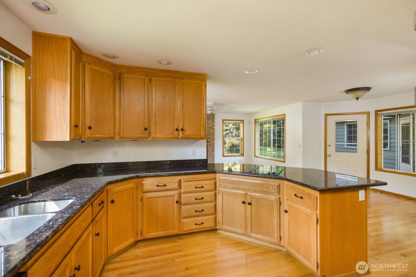 9401 167 Street Ct E, Puyallup, WA 98375-2232