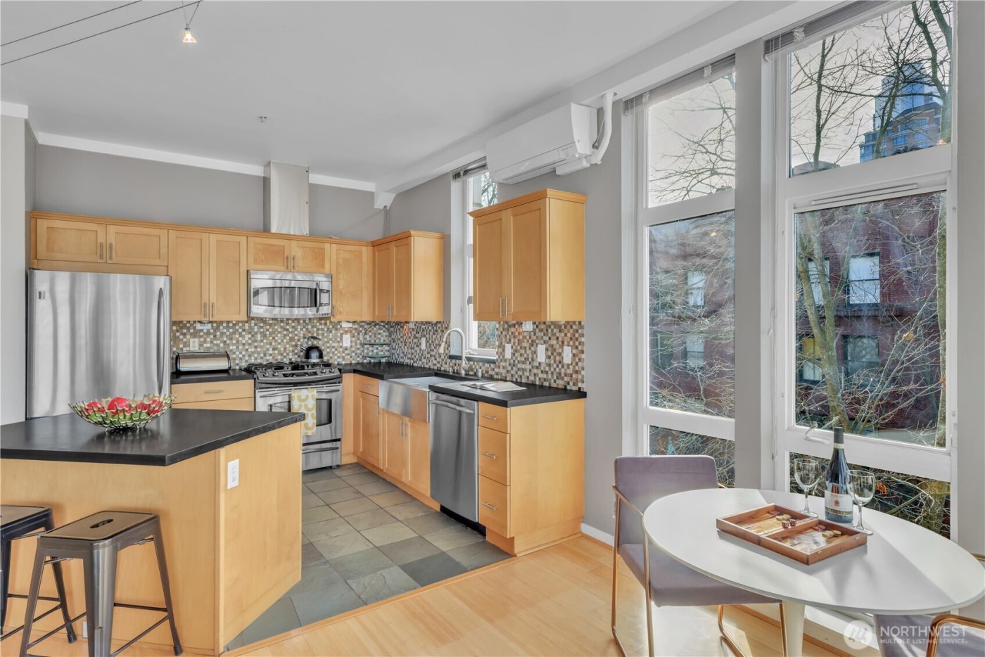 303 E Pike Street #603, Seattle, WA 98122