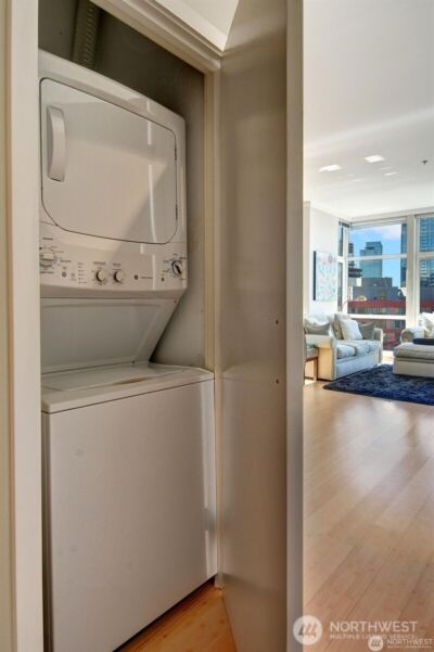 303 E Pike Street #603, Seattle, WA 98122 - Photo 23