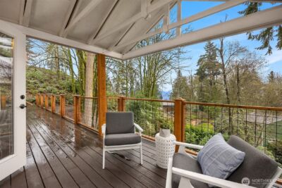 1585 NE Park View Drive , Bainbridge Island, WA 98110 - Photo 18